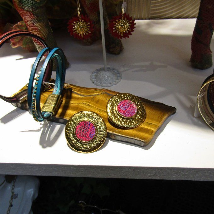 BOUCLES BELENOS FUSHIA ACIER/DORE