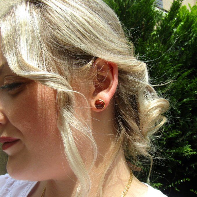 PUCES D'OREILLES CORNALINE