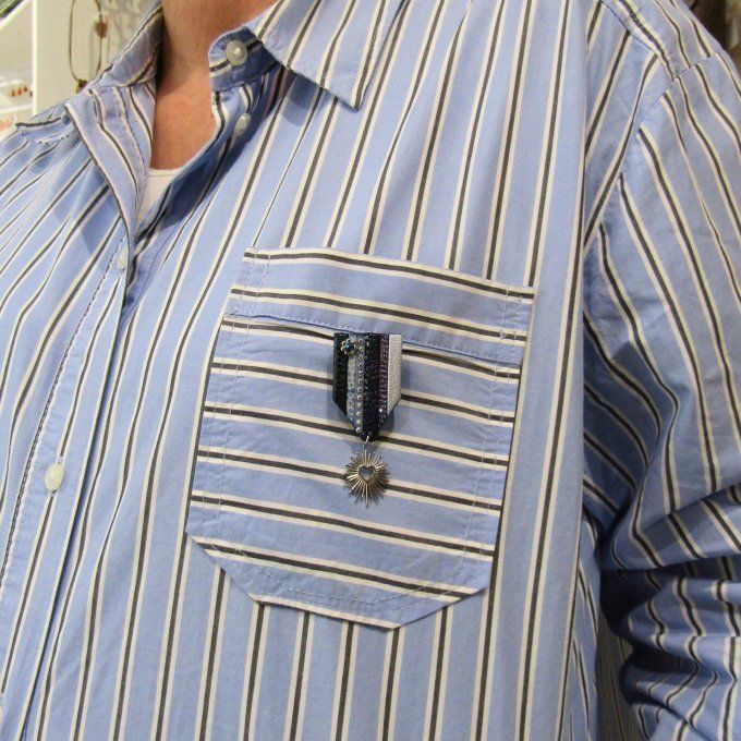 BROCHE RECOMPENSE BLEU ACIER