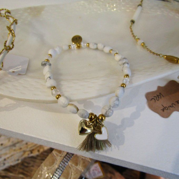 BRACELET LOUISA HOWLITE