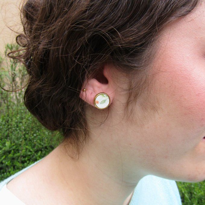 PUCES D'OREILLES PASTEL ORANGE