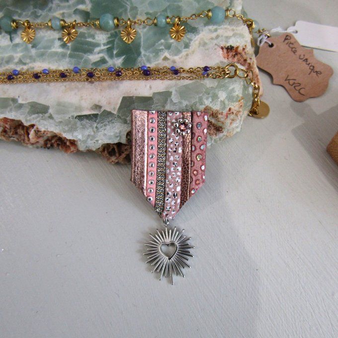 BROCHE RECOMPENSE ROSE ACIER