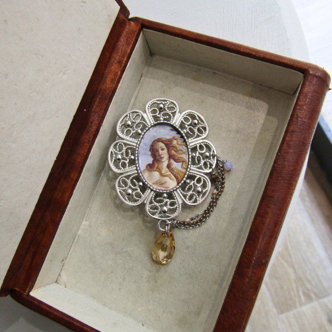 BROCHE VENUS